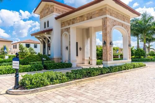 Recently Sold: $525,000 (3 beds, 2 baths, 1650 Square Feet)