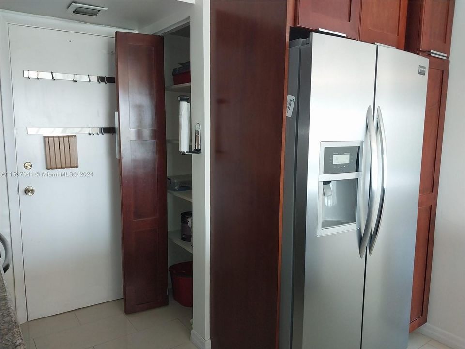 En Venta: $290,000 (1 camas, 1 baños, 850 Pies cuadrados)