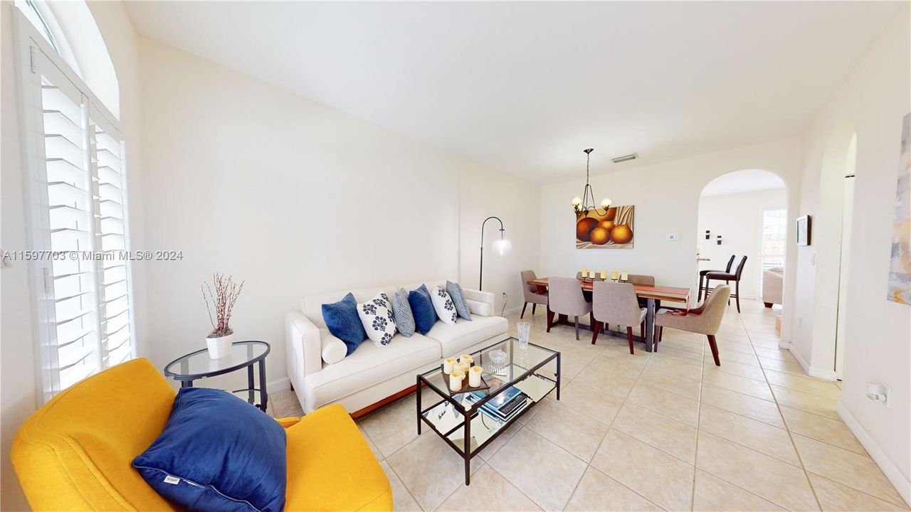 Active With Contract: $538,000 (3 beds, 2 baths, 1512 Square Feet)