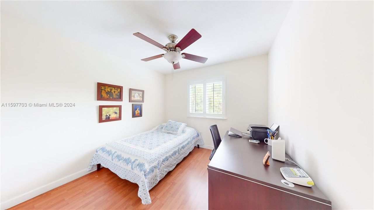 Active With Contract: $538,000 (3 beds, 2 baths, 1512 Square Feet)