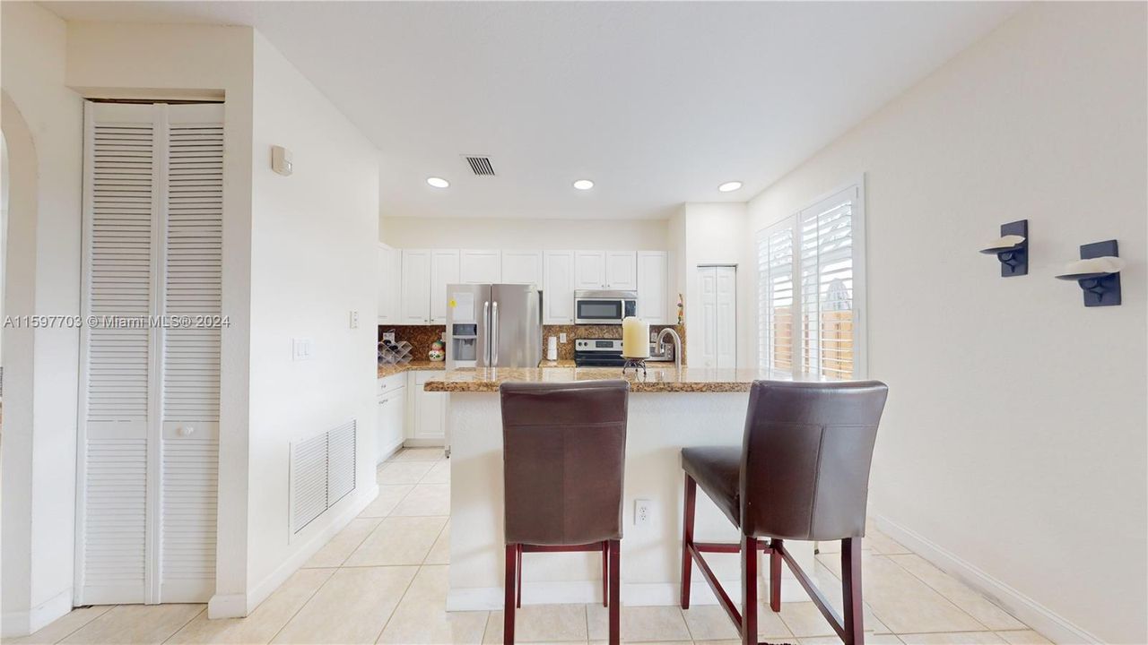 Recently Sold: $538,000 (3 beds, 2 baths, 1512 Square Feet)