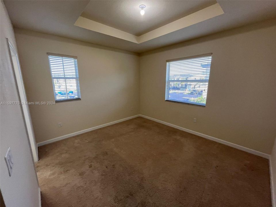 Recently Rented: $2,100 (3 beds, 2 baths, 1151 Square Feet)