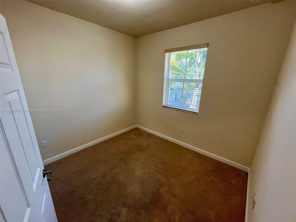 Recently Rented: $2,100 (3 beds, 2 baths, 1151 Square Feet)