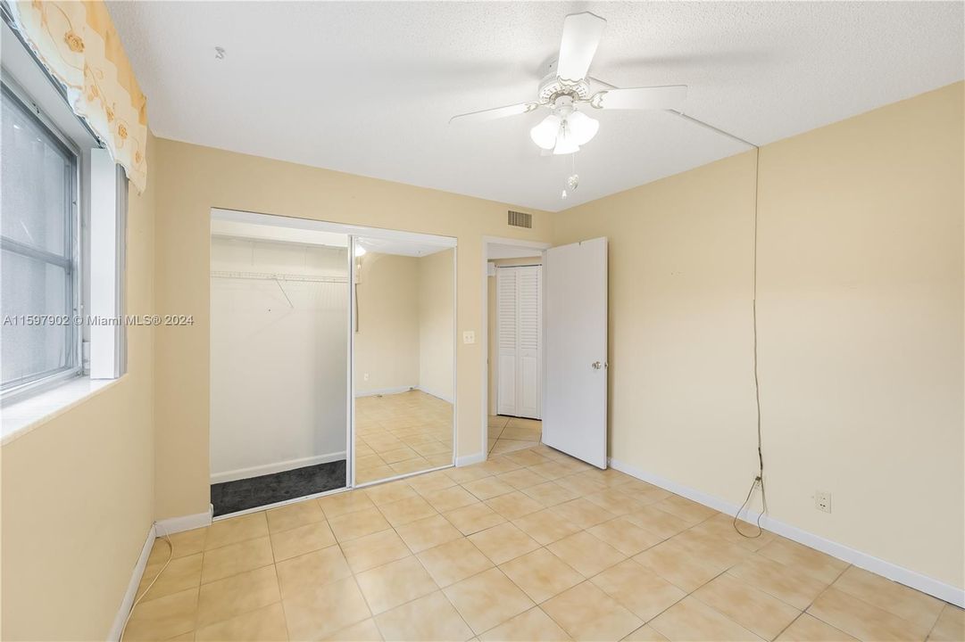 For Sale: $95,000 (2 beds, 2 baths, 925 Square Feet)