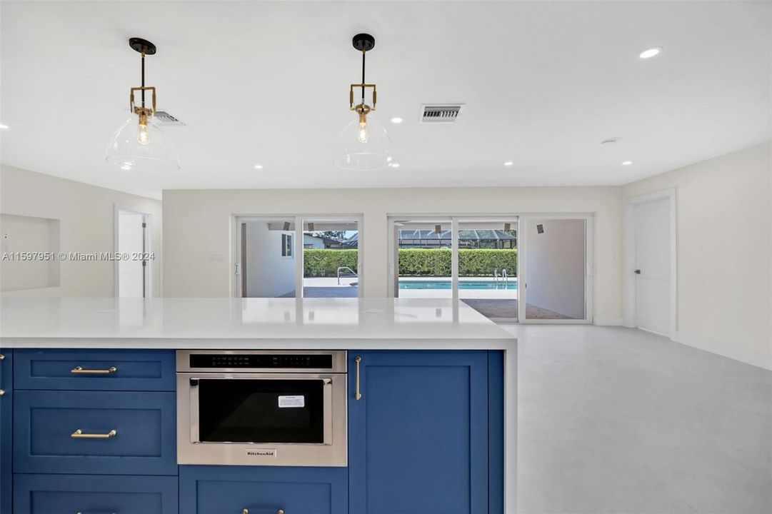 Active With Contract: $1,650,000 (4 beds, 3 baths, 2288 Square Feet)