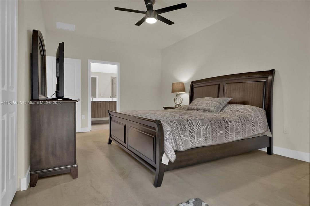 Recently Sold: $674,300 (3 beds, 2 baths, 1482 Square Feet)