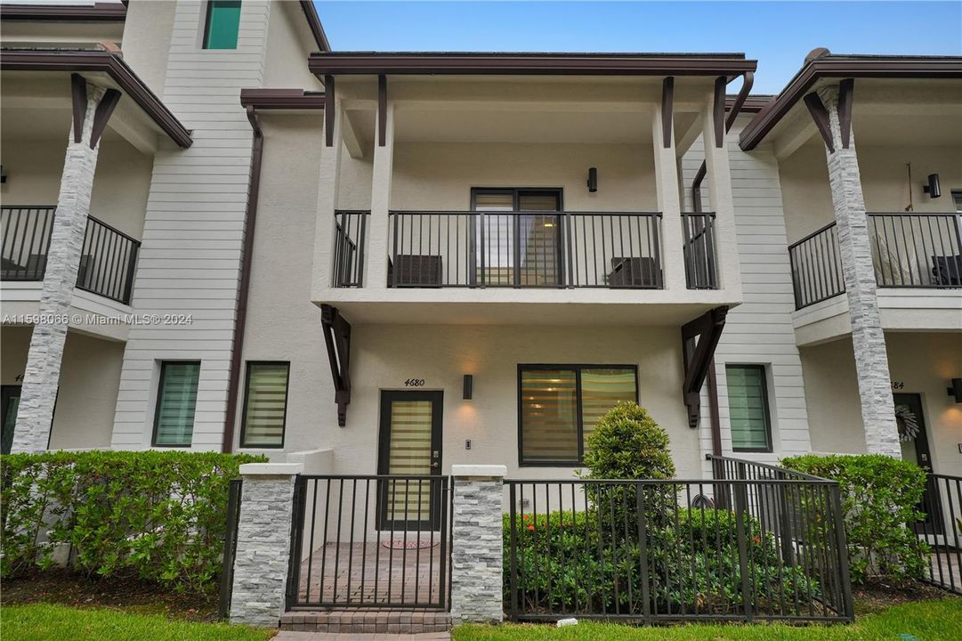 Recently Sold: $674,300 (3 beds, 2 baths, 1482 Square Feet)