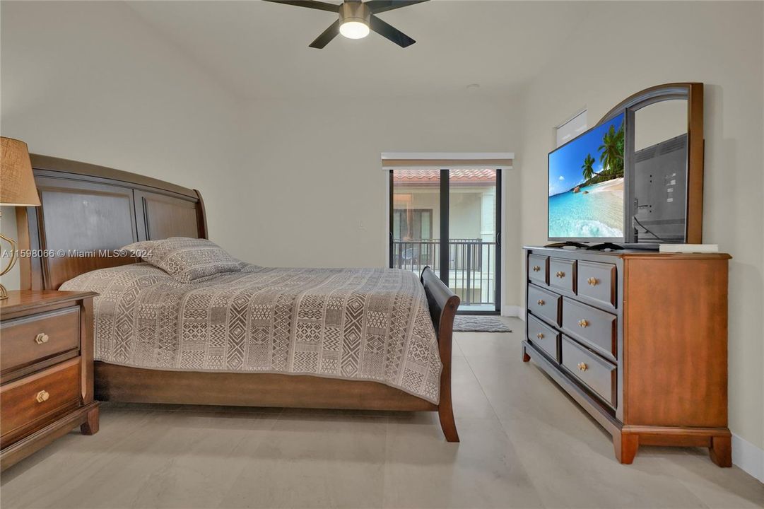 Recently Sold: $674,300 (3 beds, 2 baths, 1482 Square Feet)