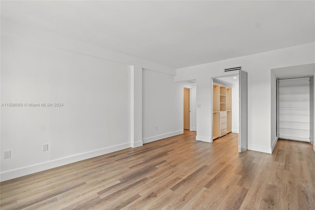 For Sale: $760,000 (1 beds, 1 baths, 1150 Square Feet)