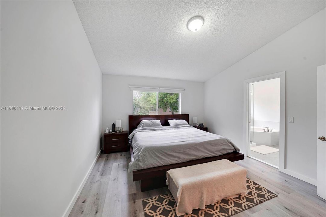 Active With Contract: $505,000 (3 beds, 2 baths, 1690 Square Feet)