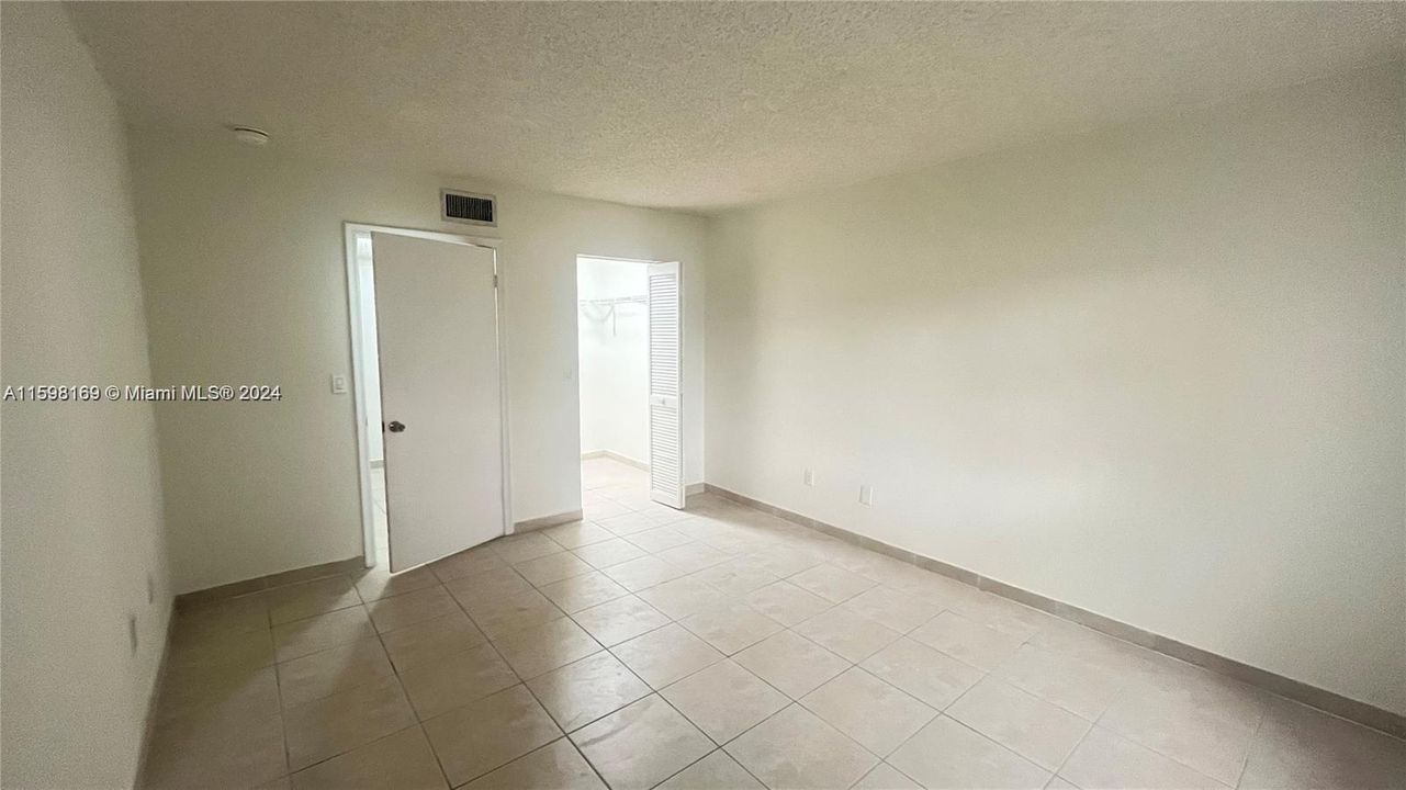 Recently Rented: $2,000 (1 beds, 1 baths, 765 Square Feet)