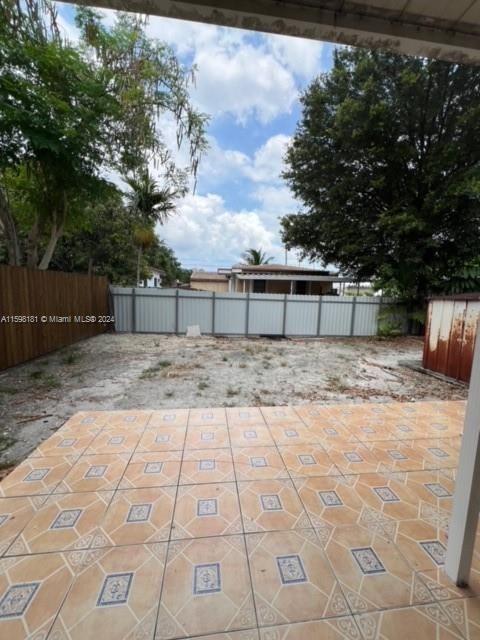 Vendido Recientemente: $819,000 (0 camas, 0 baños, 2396 Pies cuadrados)