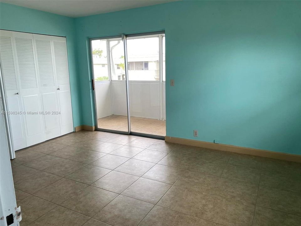 Activo con contrato: $74,900 (1 camas, 1 baños, 720 Pies cuadrados)