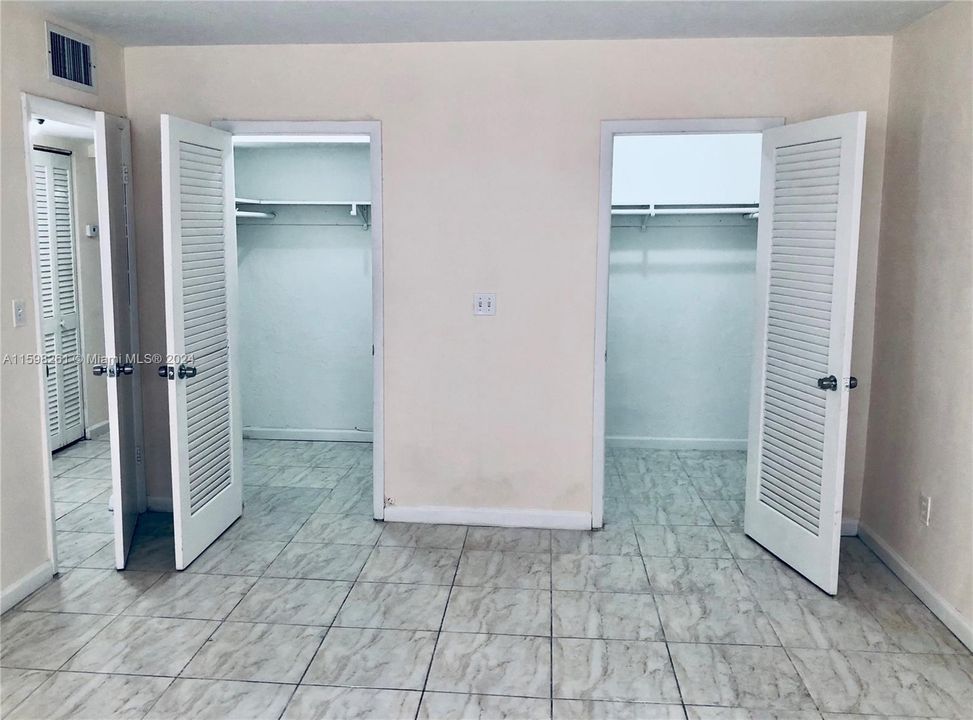 Vendido Recientemente: $169,500 (1 camas, 1 baños, 974 Pies cuadrados)