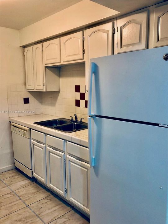 Vendido Recientemente: $169,500 (1 camas, 1 baños, 974 Pies cuadrados)