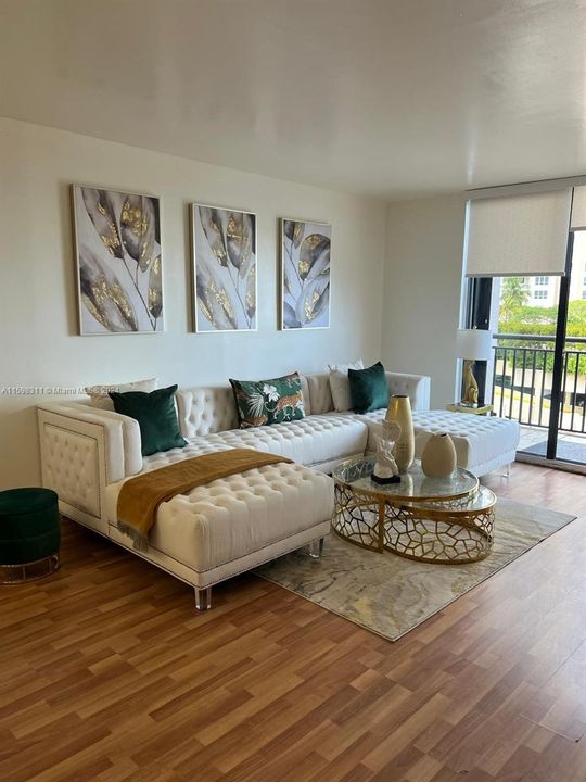 Recently Rented: $3,000 (1 beds, 1 baths, 700 Square Feet)