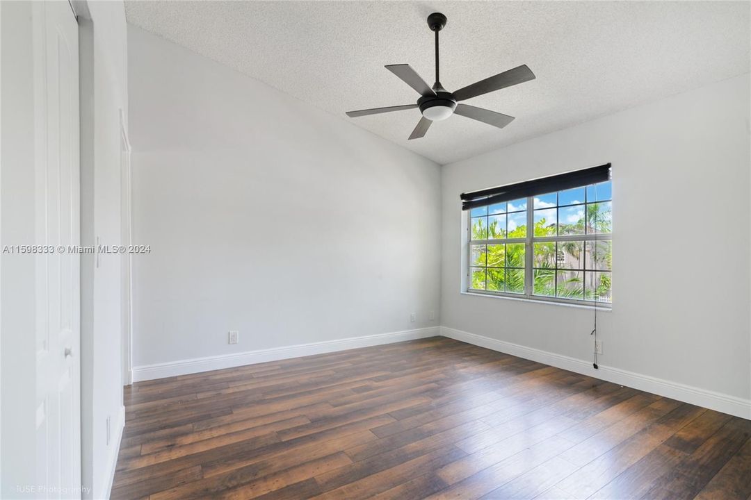 For Rent: $3,100 (3 beds, 2 baths, 1444 Square Feet)