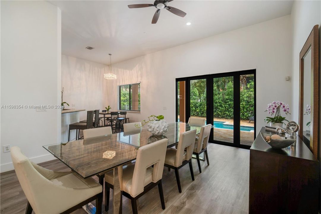 Active With Contract: $920,000 (4 beds, 2 baths, 2496 Square Feet)