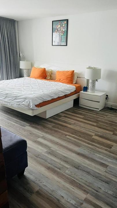 Recently Rented: $3,000 (1 beds, 1 baths, 1086 Square Feet)