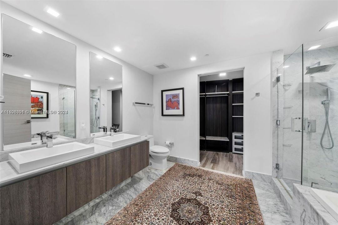 最近租的: $9,350 (3 贝兹, 4 浴室, 1613 平方英尺)