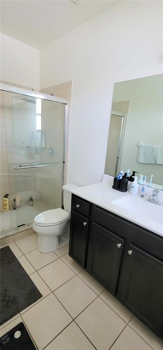 Active With Contract: $2,550 (2 beds, 2 baths, 1422 Square Feet)