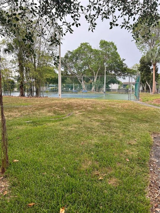 Recently Sold: $459,000 (3 beds, 2 baths, 1378 Square Feet)