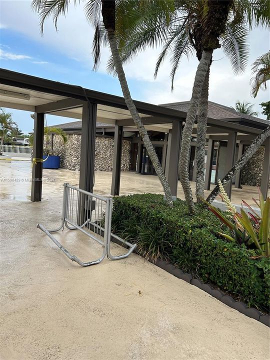 Recently Sold: $459,000 (3 beds, 2 baths, 1378 Square Feet)