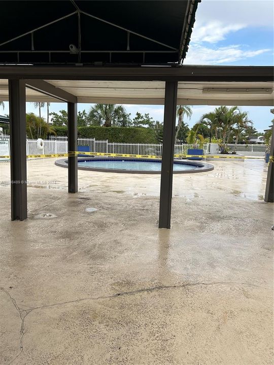 Recently Sold: $459,000 (3 beds, 2 baths, 1378 Square Feet)