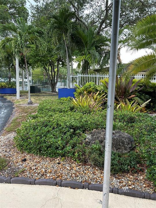 Recently Sold: $459,000 (3 beds, 2 baths, 1378 Square Feet)