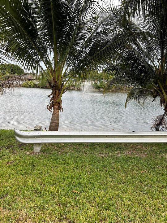 Recently Sold: $459,000 (3 beds, 2 baths, 1378 Square Feet)