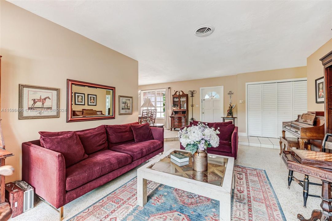 Active With Contract: $945,000 (4 beds, 2 baths, 2017 Square Feet)