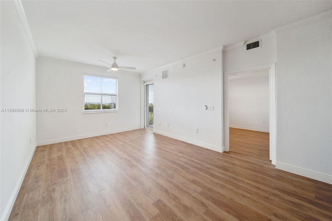 For Rent: $2,132 (1 beds, 1 baths, 778 Square Feet)