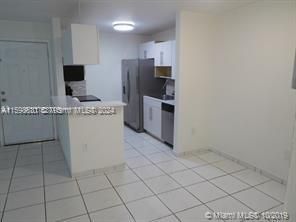 Recently Rented: $1,700 (1 beds, 1 baths, 650 Square Feet)