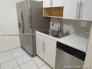 Recently Rented: $1,700 (1 beds, 1 baths, 650 Square Feet)