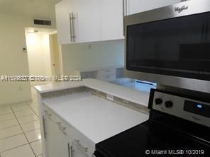 Recently Rented: $1,700 (1 beds, 1 baths, 650 Square Feet)