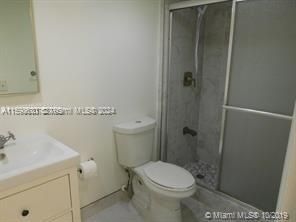 For Rent: $1,700 (1 beds, 1 baths, 650 Square Feet)