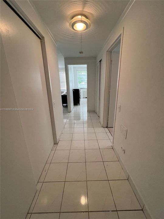 Recently Rented: $2,075 (1 beds, 1 baths, 658 Square Feet)