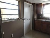 For Sale: $225,000 (2 beds, 2 baths, 1094 Square Feet)