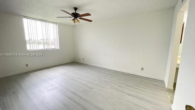 Recently Rented: $2,275 (2 beds, 2 baths, 1075 Square Feet)