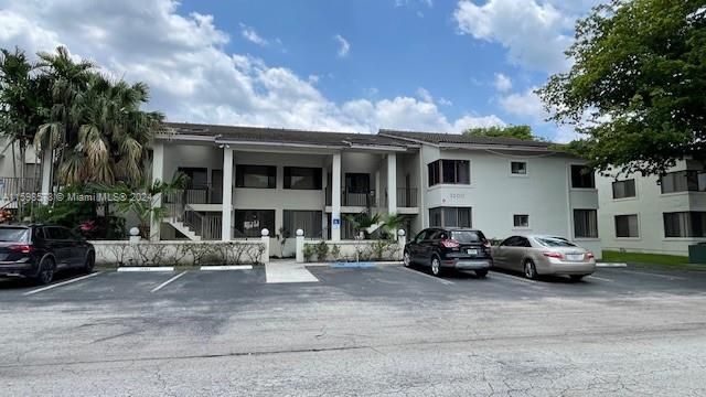 Recently Rented: $2,275 (2 beds, 2 baths, 1075 Square Feet)