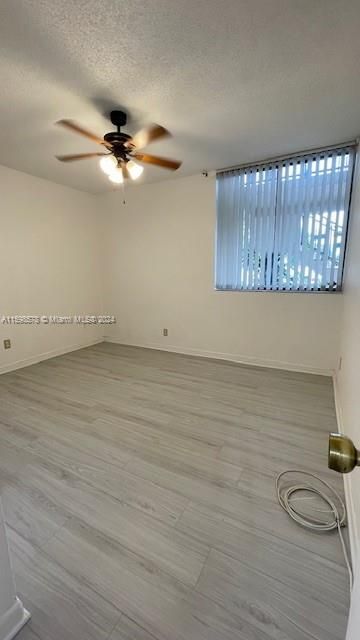 Recently Rented: $2,275 (2 beds, 2 baths, 1075 Square Feet)