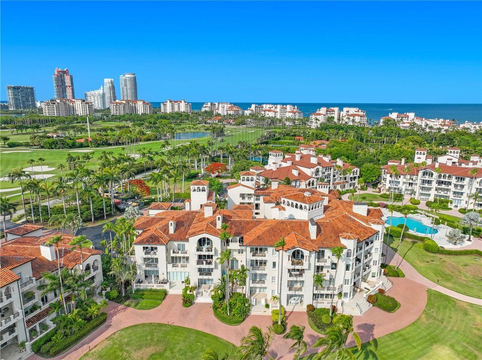 Recently Sold: $6,200,000 (3 beds, 3 baths, 3011 Square Feet)