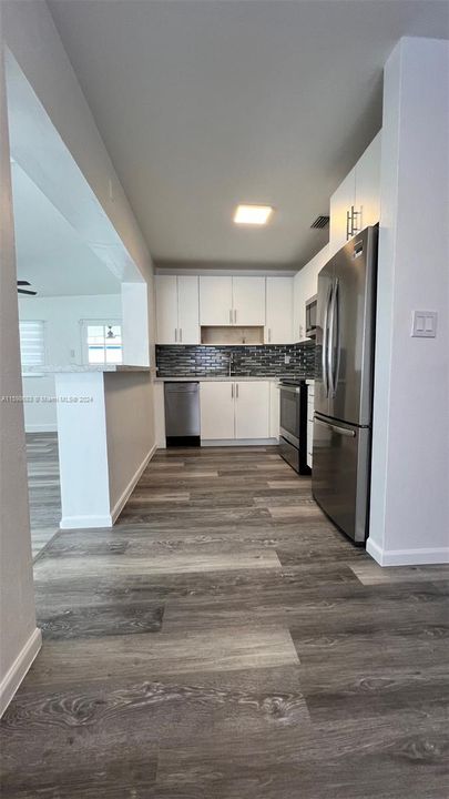 Active With Contract: $675,000 (4 beds, 2 baths, 1367 Square Feet)