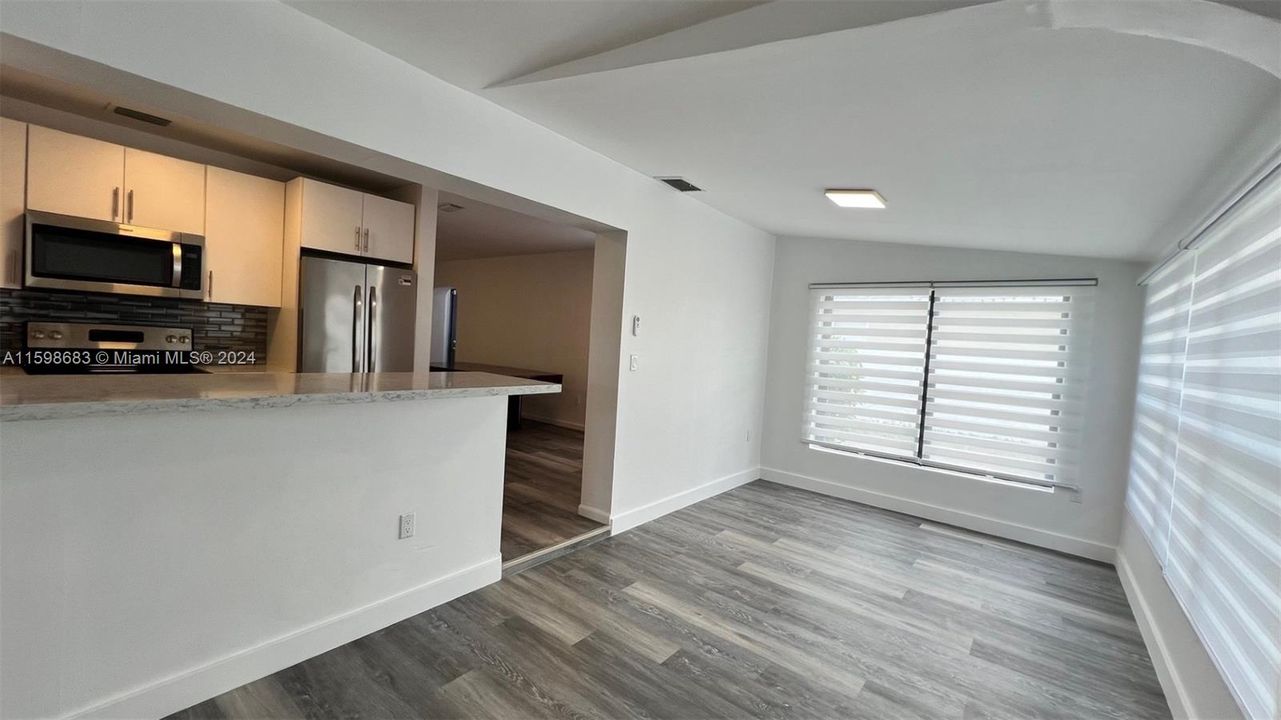 Active With Contract: $675,000 (4 beds, 2 baths, 1367 Square Feet)