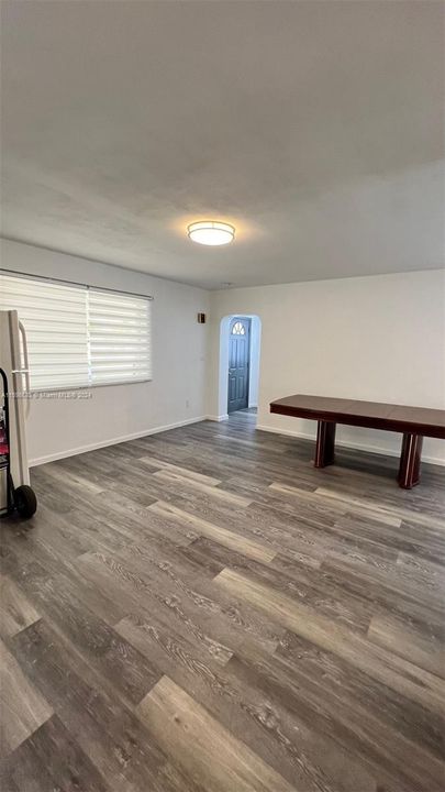 Active With Contract: $675,000 (4 beds, 2 baths, 1367 Square Feet)