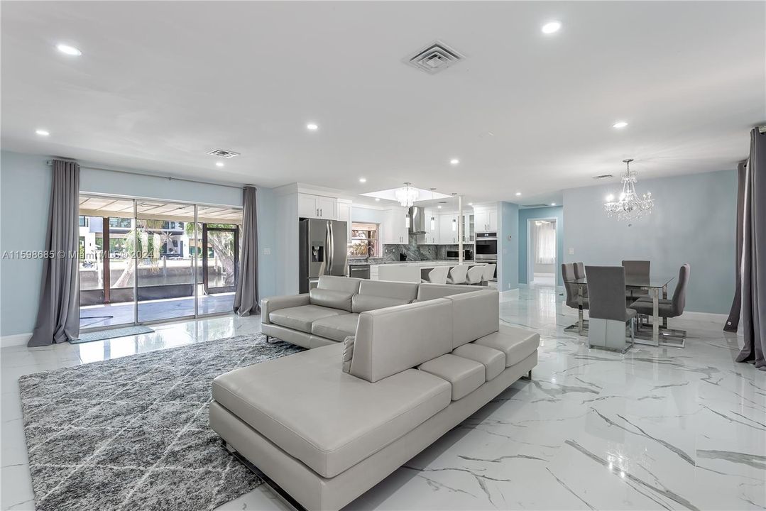 For Sale: $1,650,000 (4 beds, 3 baths, 2027 Square Feet)