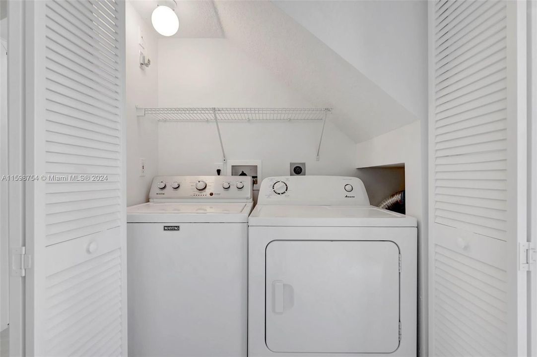 Full washer and dryer