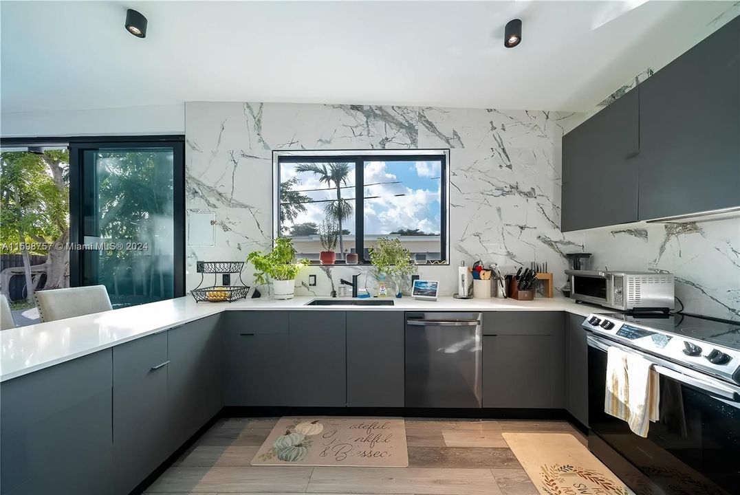 Modern and spacious kitchen