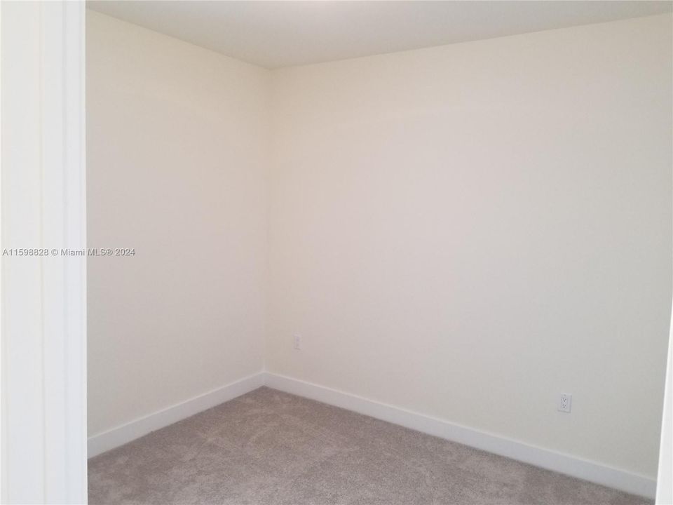 For Rent: $3,500 (3 beds, 2 baths, 1351 Square Feet)