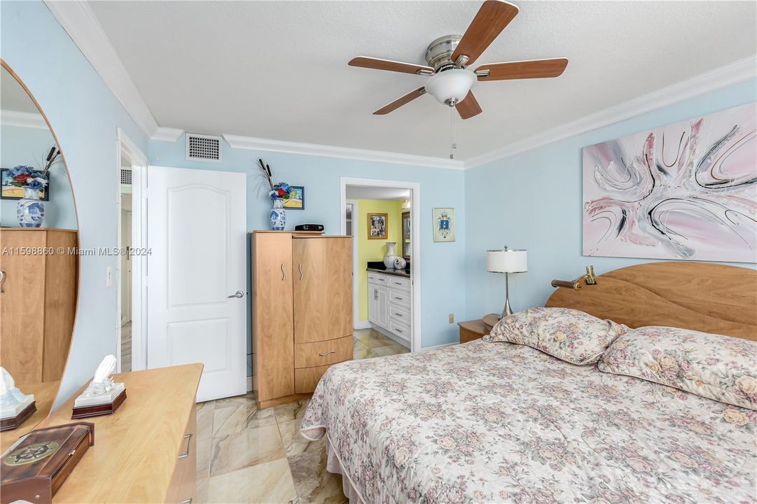 Recently Sold: $499,000 (1 beds, 1 baths, 655 Square Feet)